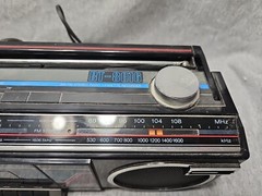 Vintage Toshiba RT-8016 AM FM Radio Cassette Player Recorder Boombox 80s prop