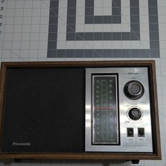 AM/FM RADIO Vintage Panasonic AM/FM Radio Model RE-6286 Works !