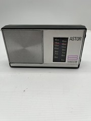 Vintage Astor Frisco 6 Transistor Radio 1970s Australian UNTESTED With Case