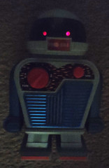 Vintage 1980s Robot AM Radio ROBO-AM1 Glowing Red Eyes Lights RARE (Tested-READ)