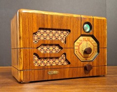 Old Antique Wood Sky King Vintage Tube Radio – Restored & Working w/ Green Eye