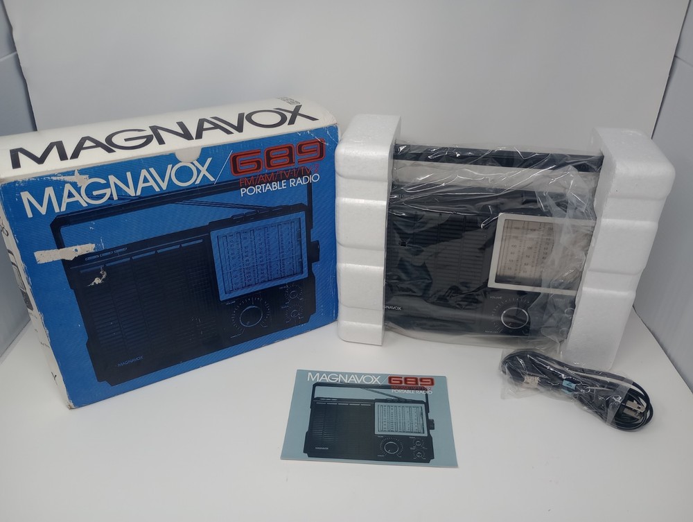 Magnavox Portable 689 Radio AM/FM/TV-1/TV2 NOS Open Box Tested Working