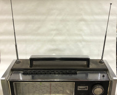 Vintage National Panasonic RF-5000? Multi-Band Radio for Parts / Restoration