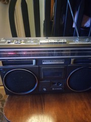 Hitachi TRK-7252HC 1980s Vintage Boombox Radio Cassette Recorder Ghetto Blaster