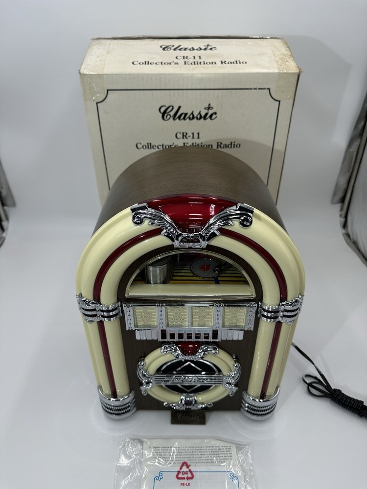 Light Up Jukebox Am/fm Radio Cassette Collectors Edition CR11 New Old Stock