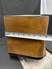 1942 – Vintage Philco Table Radio Model 42-327