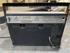 Vintage General Electric AM/FM Portable Radio Model 7-2857A Working Video