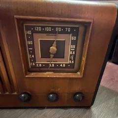 Emerson CS276 Vintage Wood Tabletop Tube Radio AM Broadcast Shortwave