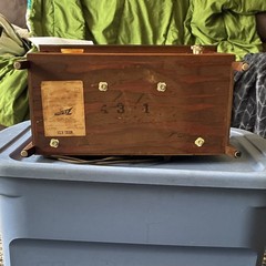 Zenith Model K731 AM/FM Vintage Table Radio Wood Cabinet Zenith K Series