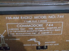 Vintage Commodore 744 Tube Radio Stereo Matic Sound 4 Speaker Japan WORKING