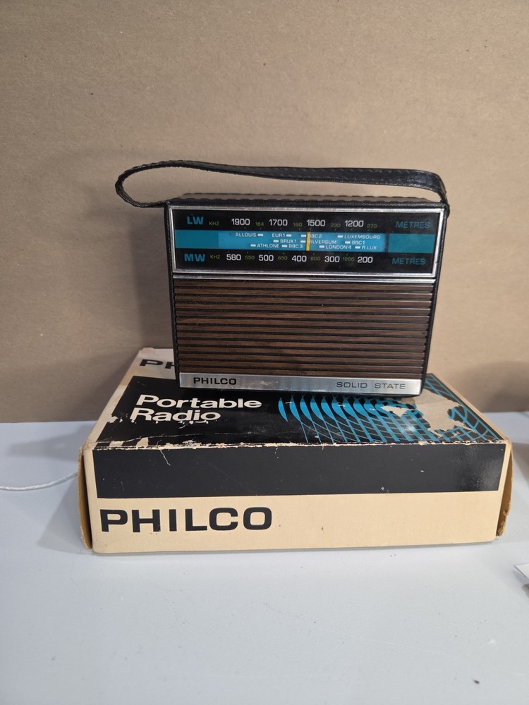 Philco T160 Portable Radio British Radio With Original Box Circuit 1960s