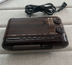 Vintage Cosmo AM-FM Electronic Clock Radio Model No. CR-2035-TESTED