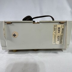 Vintage Motorola Solid State AM Clock Radio Model XCIFH Off White ~ TESTED