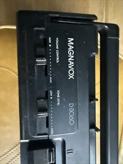 Magnavox Model D8060 4 Speaker System Cassette Boombox Radio needs work