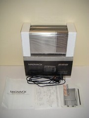 Vintage Magnavox Model 299 Portable AM/FM Radio (Sealed)