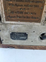 Vintage MAJESTIC Tube Radio Model 30-31? Powers On Read
