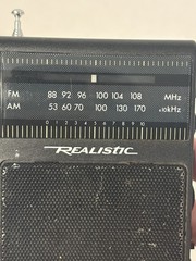 Realistic Radio Shack Hand AM/FM Radio M# 12-725 Tested