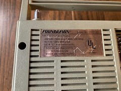 Soundesign AM FM 2 Band Receiver Model 2277 Battery/AC Works! Vintage