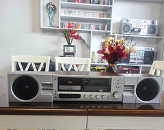 Vintage Emerson MM-785 Radio Cassette Player Clock Stereo