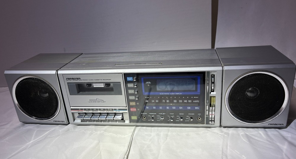 SounDesign AM/FM Clock Radio Cassette Recorder Model 3883 W/ Speakers Working
