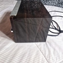 Vintage  Curtis AM/FM Radio Retro Tabletop Woodgrain Cabinet Silver Face