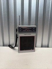 Vintage 1980s Radio Shack Realistic AM-FM Radio Model 12-719 WORKING