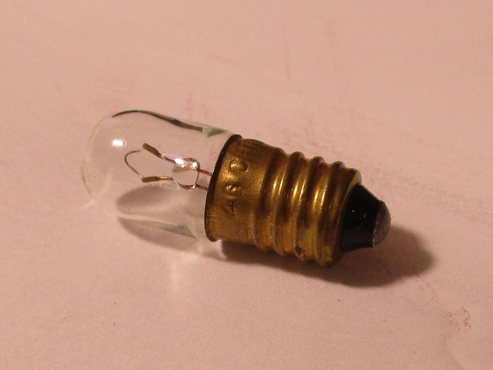 FOUR #46 6.3V .25A Screw Base Antique Radio Dial Lamps Fender Amp Pilot Bulbs