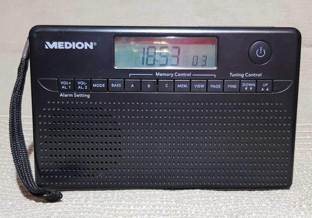 Medion MD82157 Essen Germany LW MW SW FM Receiver.Timer, stopw etc.Good working