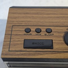 Vintage General Electric GE AM/FM Digital Alarm Clock Radio Woodgrain Red LED…