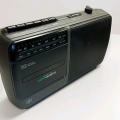 AM/FM Radio Cassette Recorder Portable Boombox Tested Working GE 3-5264A W Tape