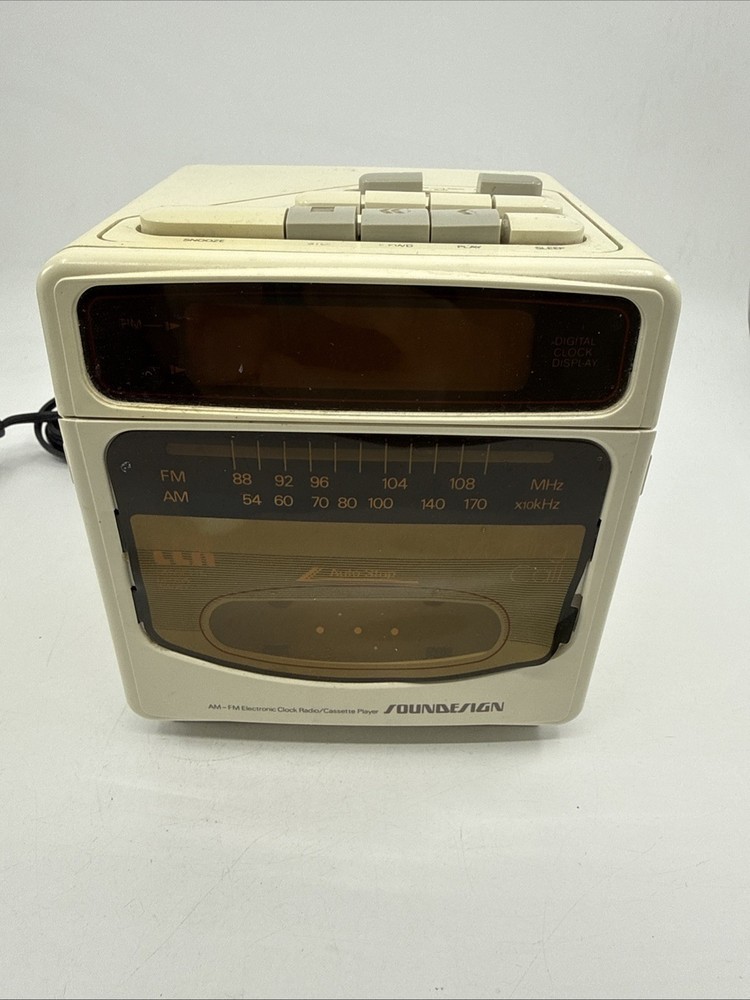 Vintage Soundesign CUBE Radio Alarm Clock Cassette Player Collectible RARE