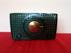 Motorola Aero-Vane High Efficiency Loop AM Radio from 1940&rsquo;s