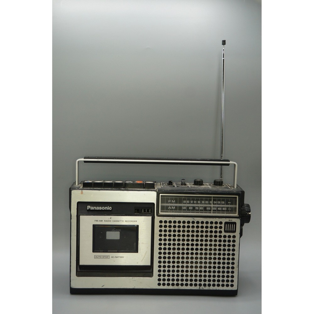 Panasonic RQ-542S Vintage FM AM Radio Cassette Recorder Silver Black Japan