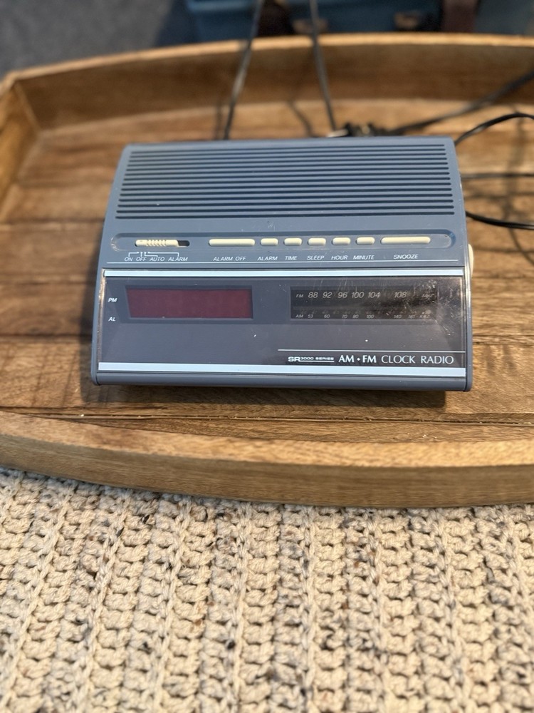 Vintage Sears SR3000 AM/FM Clock Radio LED Digital Alarm Gray Tested Works