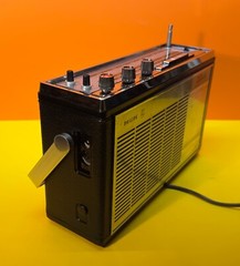 Vintage Radio Philips Lolette Automatic de Lux / Video