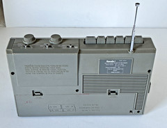 Randix MCR46 AM/FM Radio Cassette Recorder 11&Prime; Parts or Repair – VTG 1980s READ