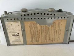 Vintage Zenith Owls Eye Clock Grey Clock Radio- PARTS OR REPAIR ONLY