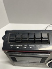 General Electric 3-5233A – Portable AM/FM Radio Cassette Recorder Tested – READ