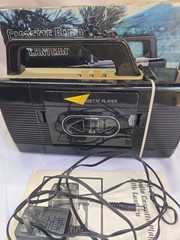 WORKING Hopesonic Yellow Sport AM FM Radio Cassette Flashlight HE-873 Vintage