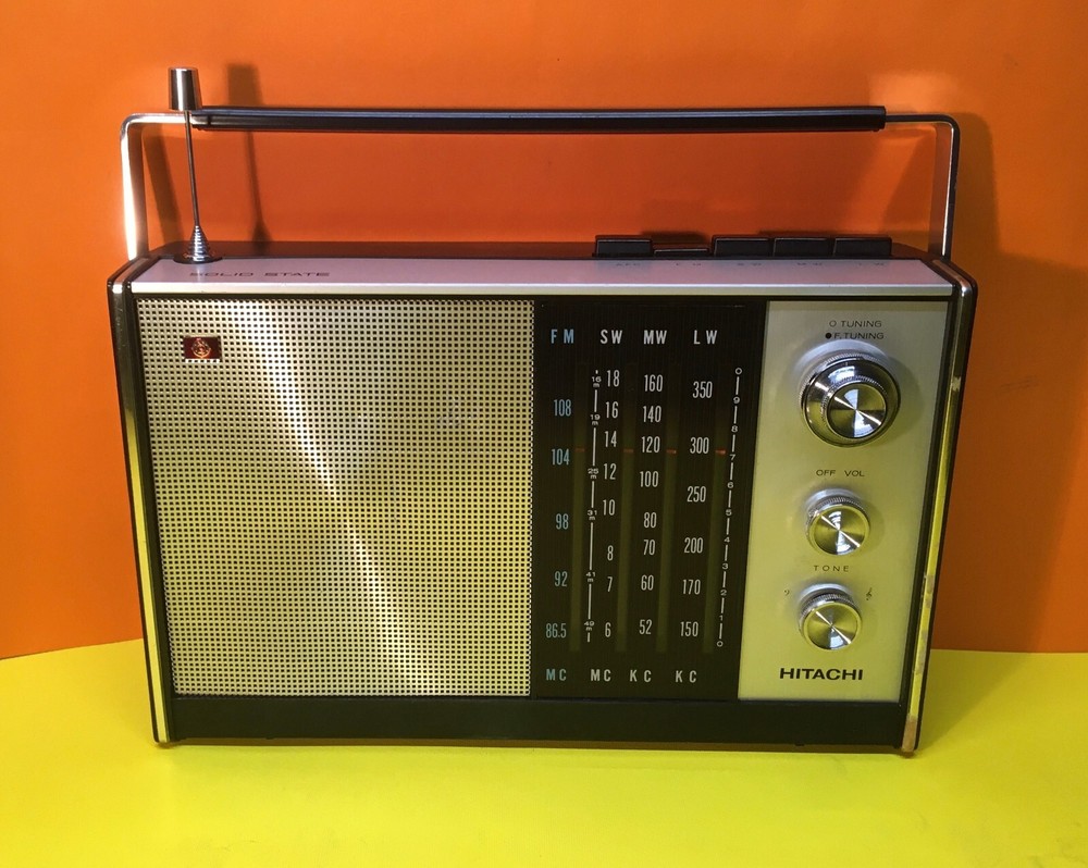 Vintage Radio Hitachi KH – 1108H / Video