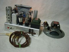 Japanese old vacuum tube radio restored and maintained vintage retro antique JP