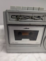 Stewart AM/FM Cassette Tape Deck Radio ST-1061 ~FOR PARTS/REPAIR