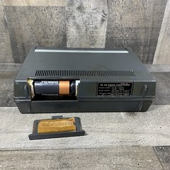 Vintage Triumph AM FM Clock Radio ac/dc Batteries Included Rare