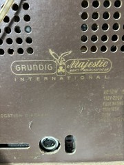 Grundig Majestic 2077 Tube Radio Tabletop German Lights Up And Played Music