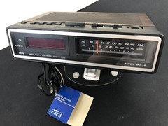 SEARS AM/FM Electronic Clock Radio 1983 RARE Digital Alarm Tested Works 573