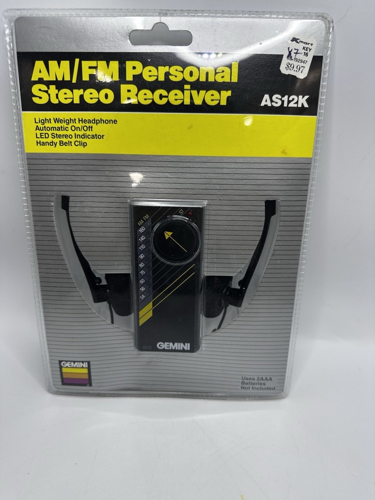 GEMINI AM/ FM Personal STEREO RECEIVER W/Ultra-Light Headphone Model AS12K NEW!