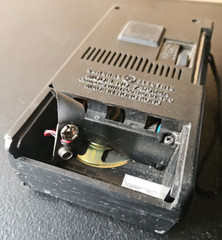 AM/FM RADIO/ T.V SOUND. GENERAL ELECTRIC MODEL NO. 7-2924A MADE IN HONG KONG.