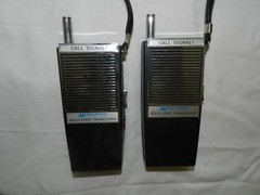 Pair Midland International Solid State Transceiver Model 13-425 Vintage