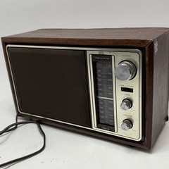Vintage Realistic MTA-12 693 AM/FM Tabletop Radio Wood Veneer Tested