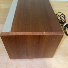 Vintage 1970&rsquo;s Panasonic RE-7371 AM FM Table Top Radio Wood Case